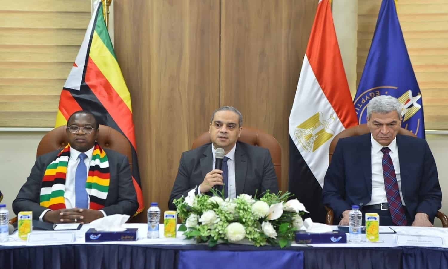 هيئة الدواء المصرية تبحث دعم التبادل التجاري والصناعي مع زيمبابوي